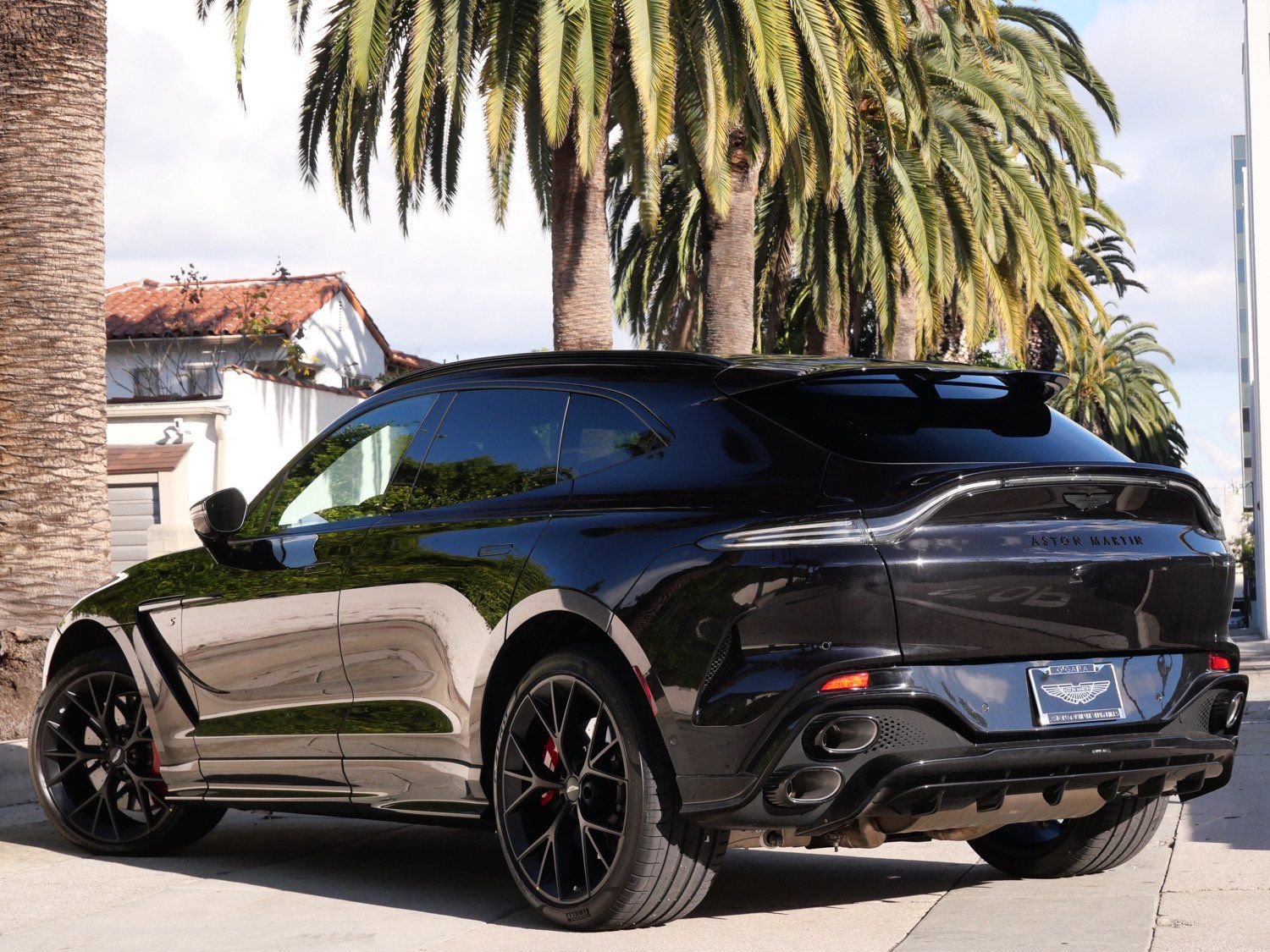 New 2026 Aston Martin DBX S image 2