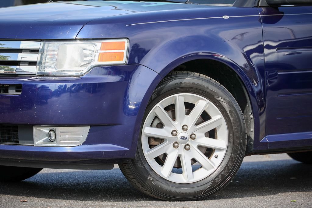 Used 2011 Ford Flex SEL w/ Rapid Spec Order Code FWD image 10