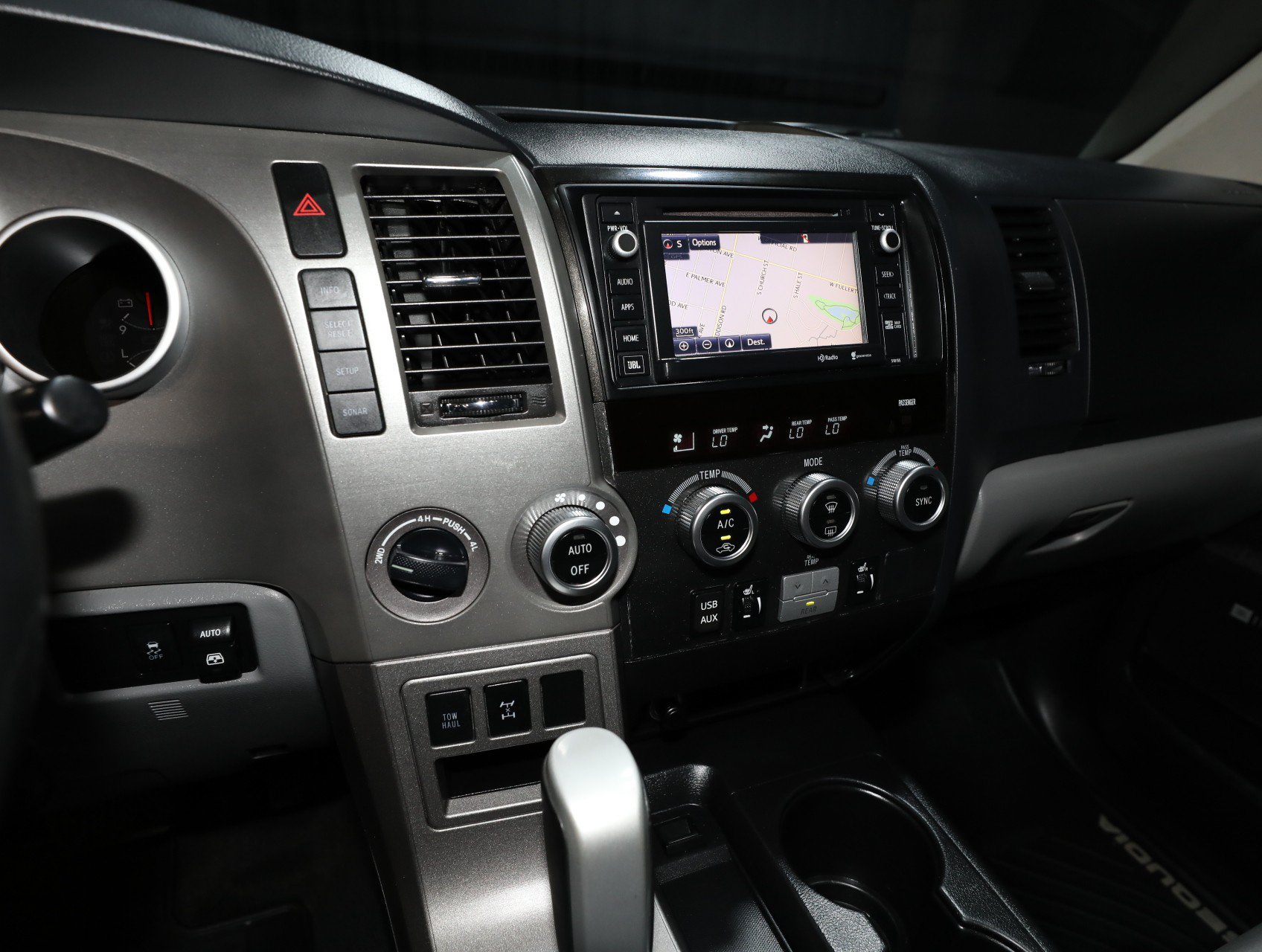 Used 2016 Toyota Sequoia Limited AWD/4WD image 60