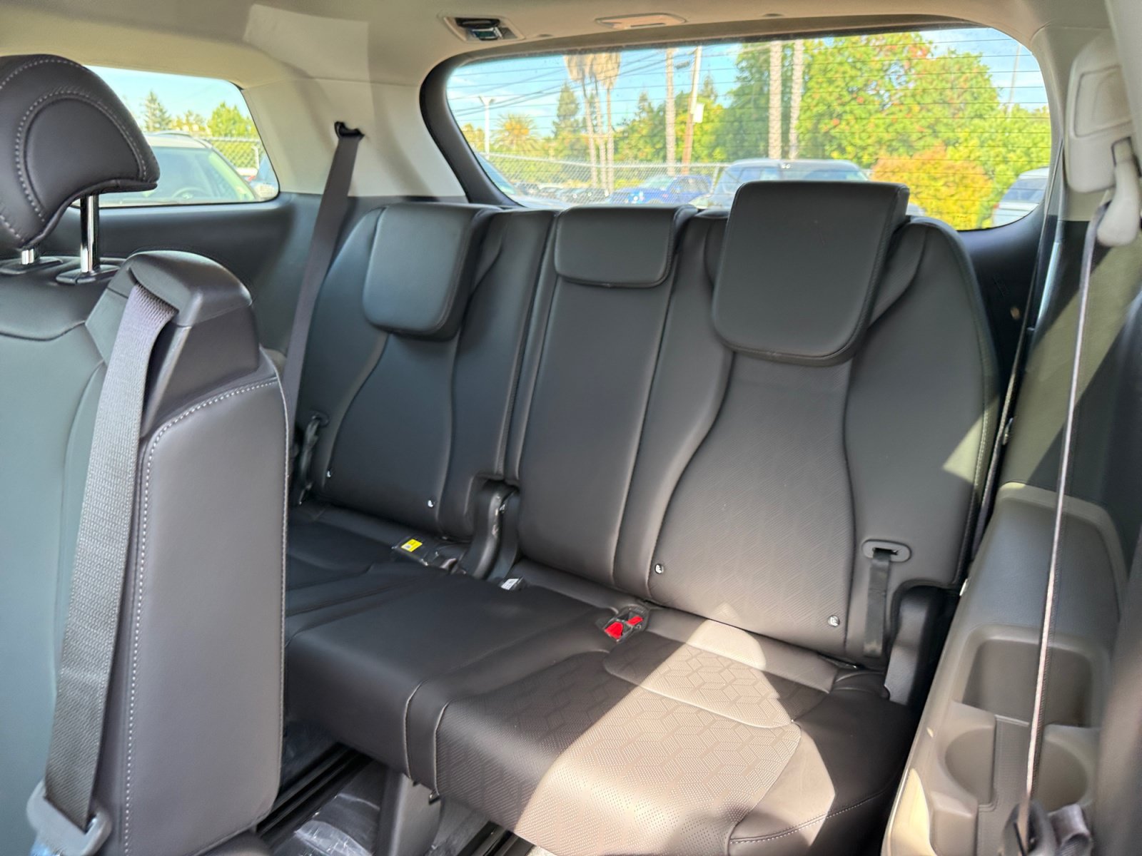 New 2027 Kia Carnival LXS FWD image 21