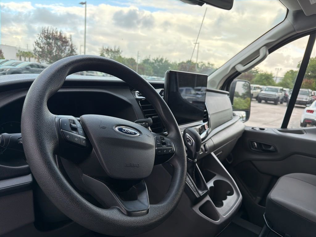 Used 2024 Ford Transit 350 XLT image 9