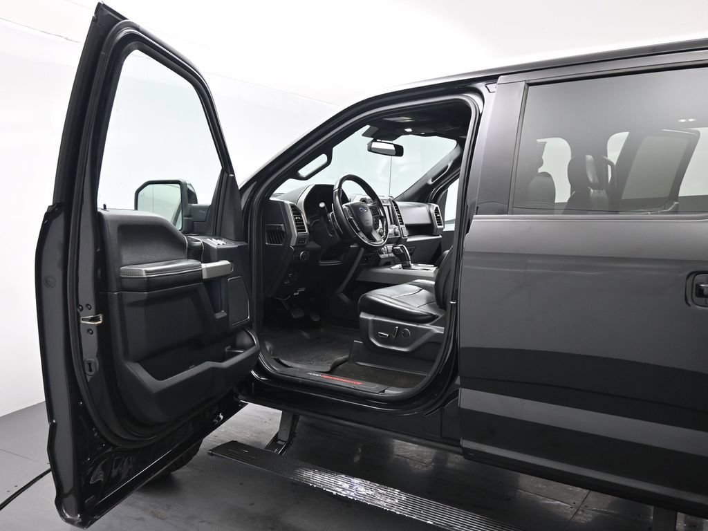 Used 2019 Ford F150 Raptor w/ Equipment Group 802A Luxury AWD/4WD image 8