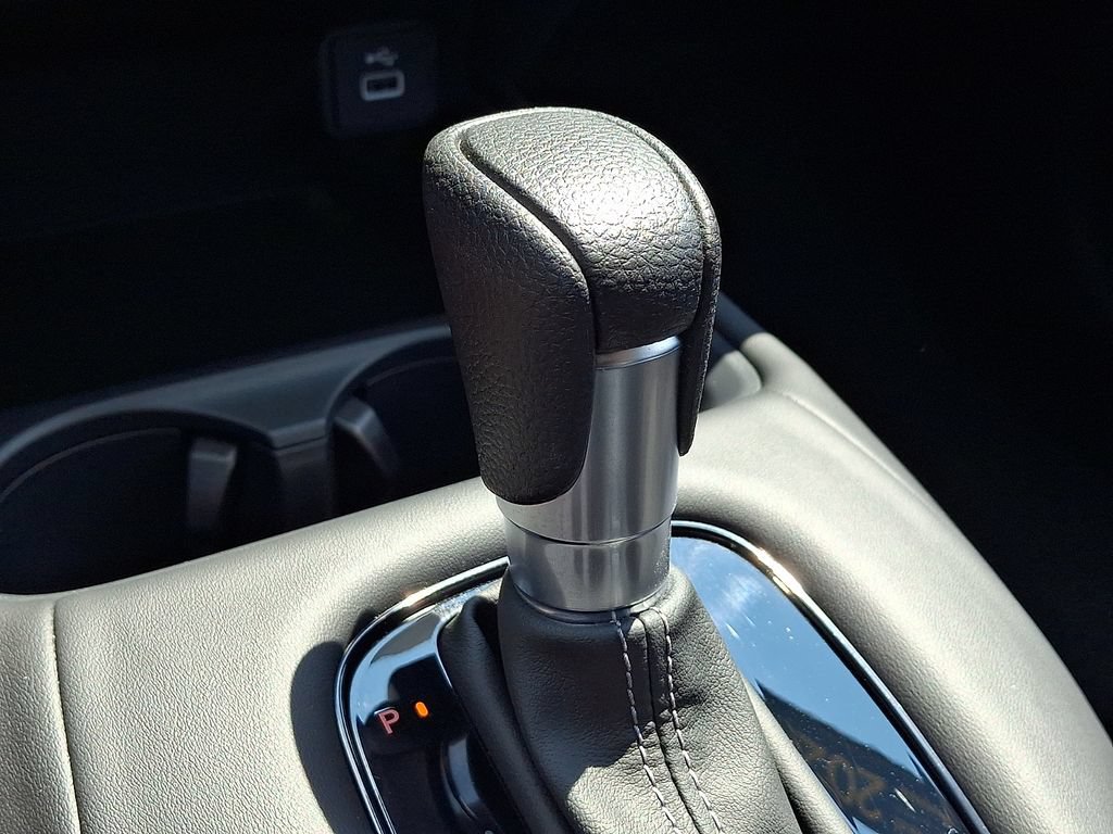 Used 2025 Honda HR-V LX image 14