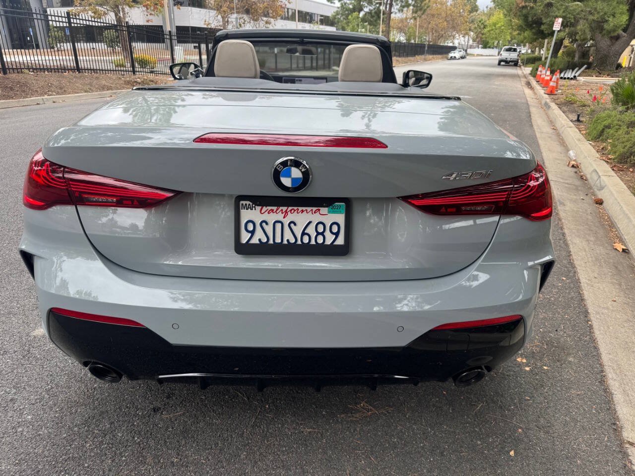 Used 2025 BMW 430i Convertible w/ M Sport Package RWD image 7