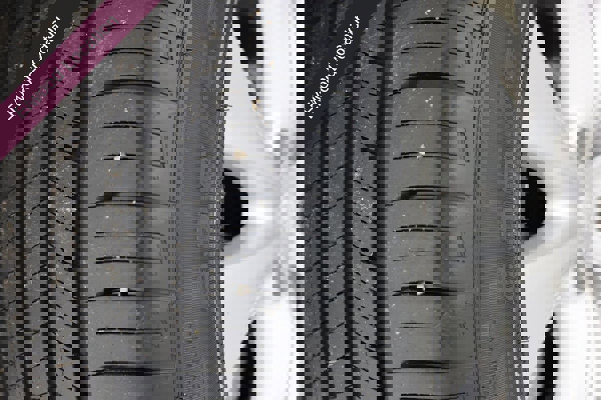 Used 2014 Toyota RAV4 Limited image 15