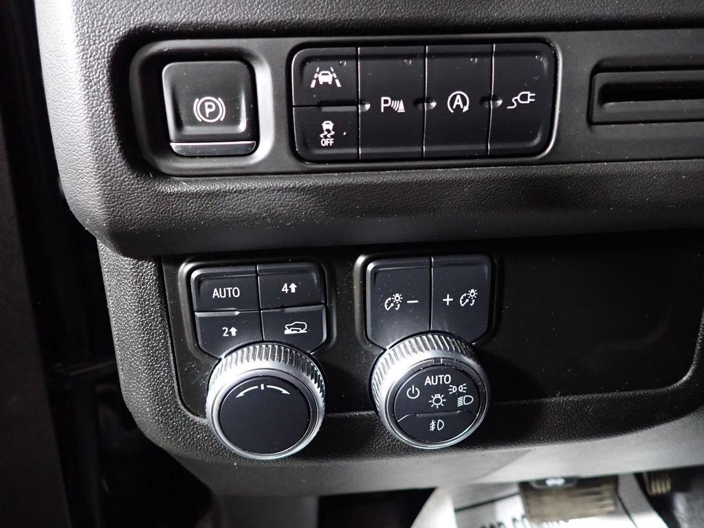 Used 2021 GMC Yukon XL SLT AWD/4WD image 26