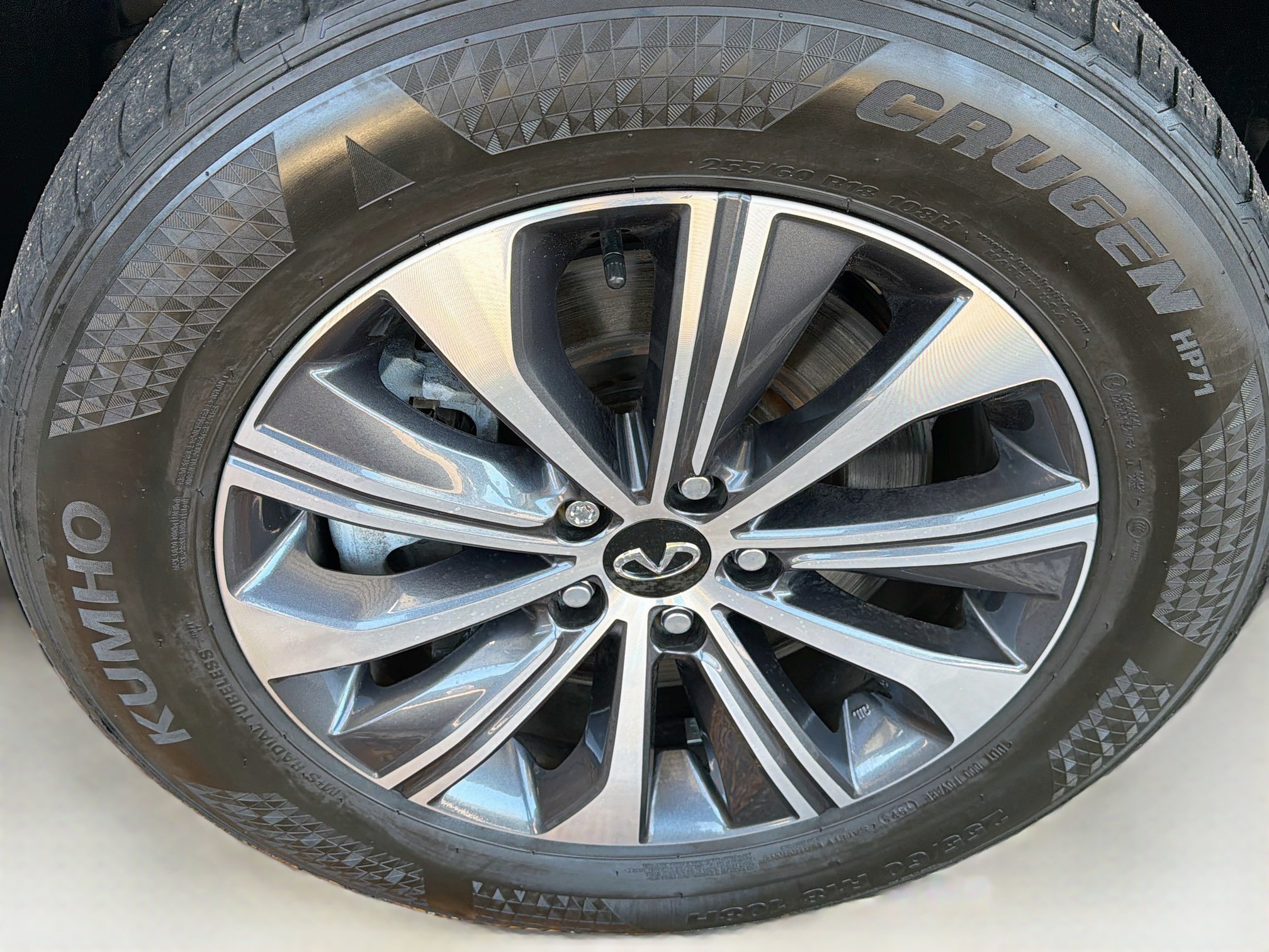 Used 2023 INFINITI QX60 Pure AWD/4WD image 11