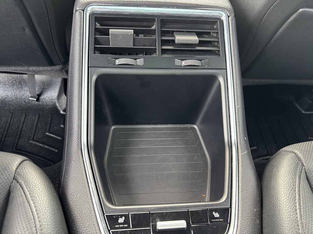 Used 2017 Porsche Panamera 4S AWD/4WD image 33