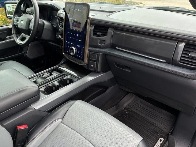 Used 2025 Ford F150 Lightning Lariat AWD/4WD image 15