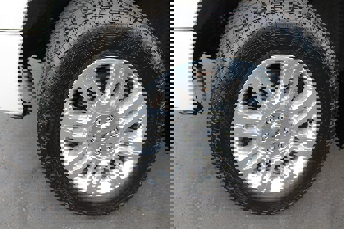 Used 2014 Ford F150 Platinum image 10