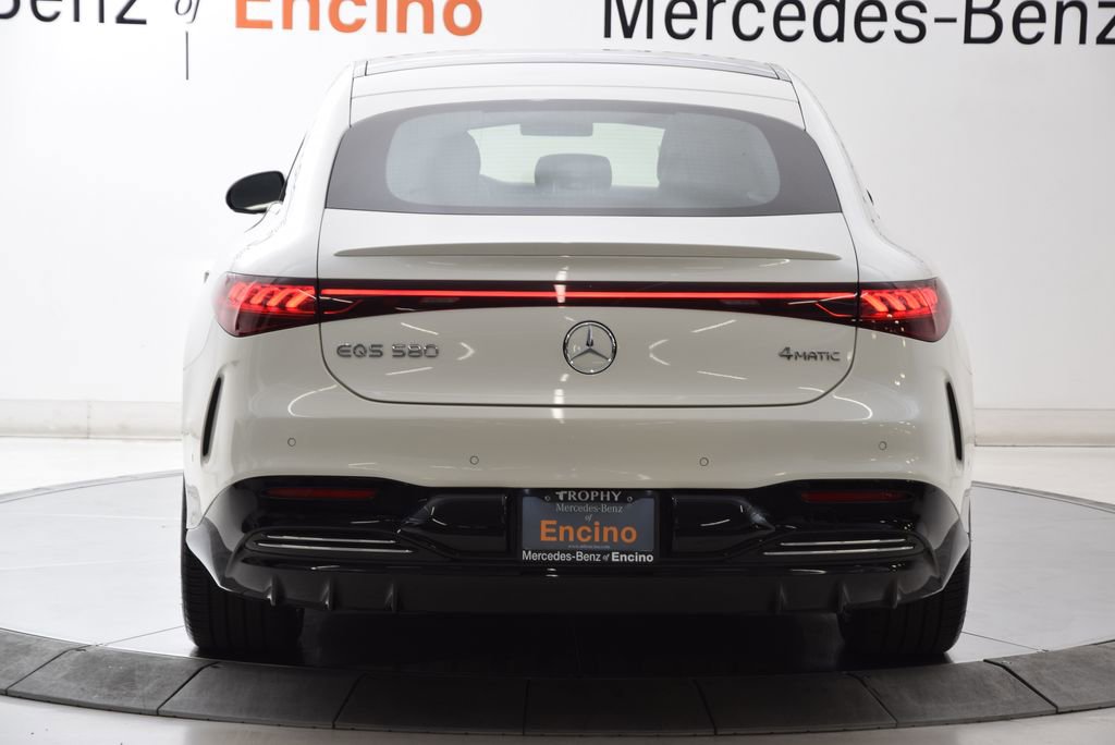 Used 2023 Mercedes-Benz EQS 580 4MATIC Sedan image 5