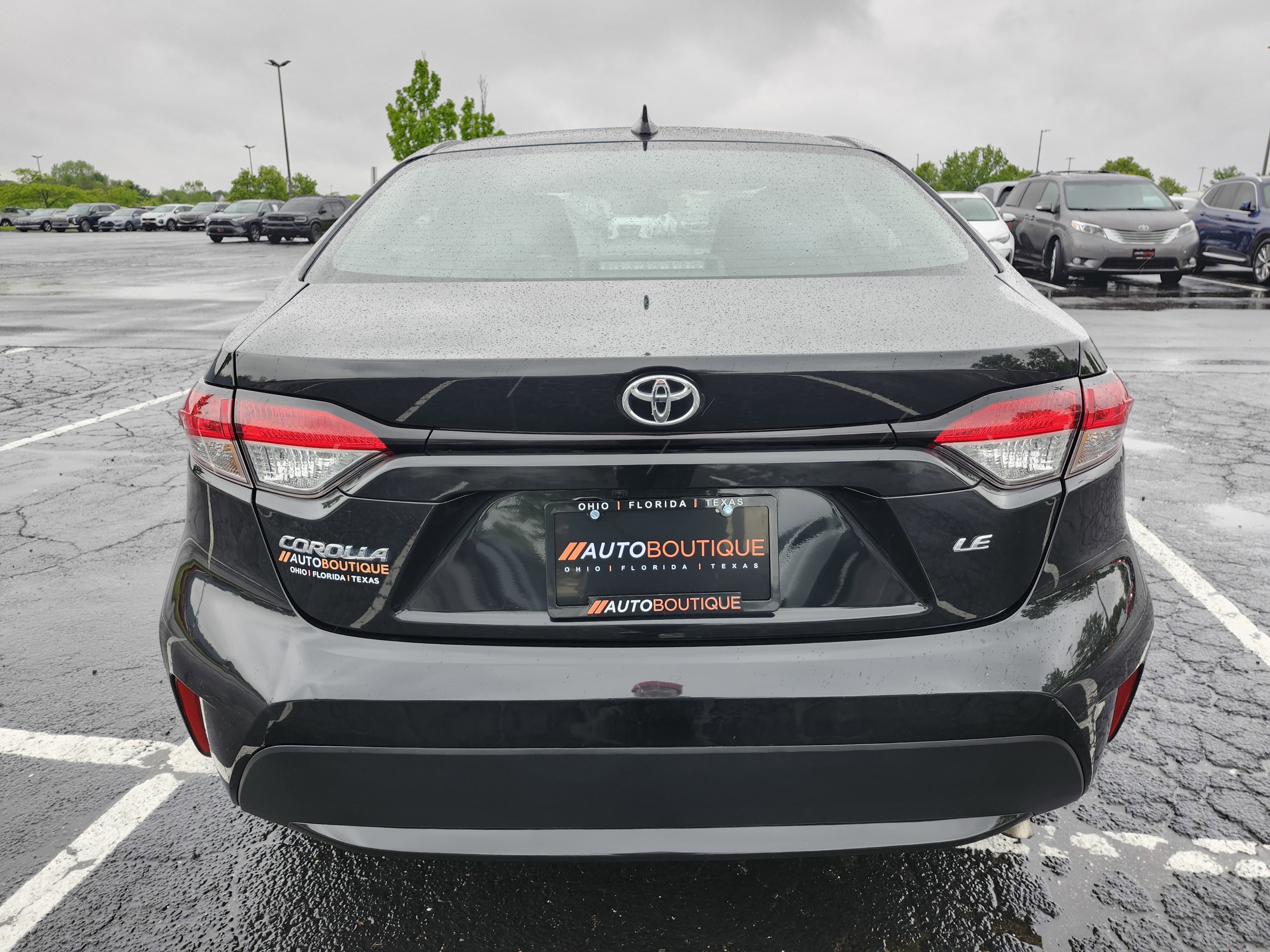 Used 2022 Toyota Corolla LE FWD image 14