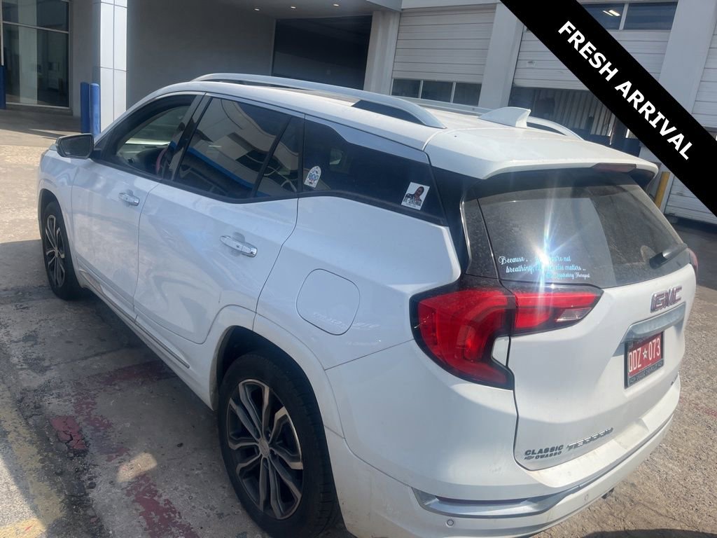 Used 2019 GMC Terrain Denali w/ Advanced Safety Package image 3
