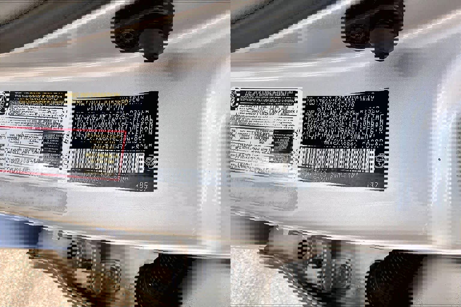 Used 2010 Toyota Camry LE FWD image 35