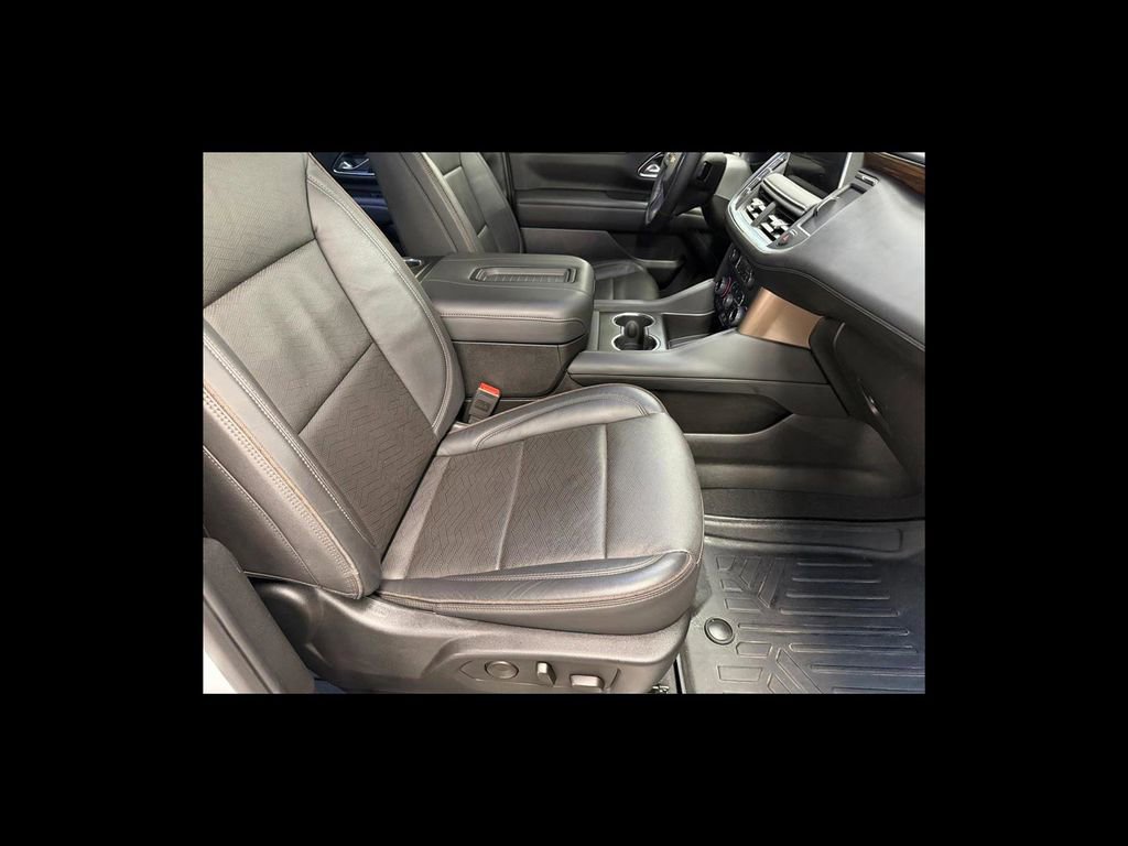 Used 2024 Chevrolet Tahoe High Country w/ Max Trailering Package AWD/4WD image 18