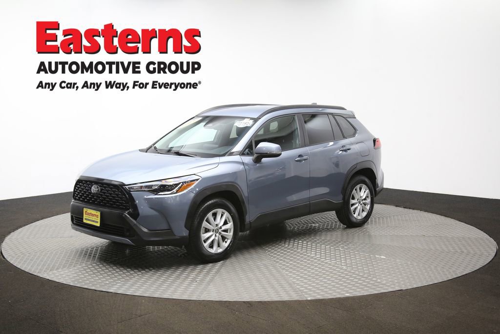 Used 2024 Toyota Corolla Cross LE image 53