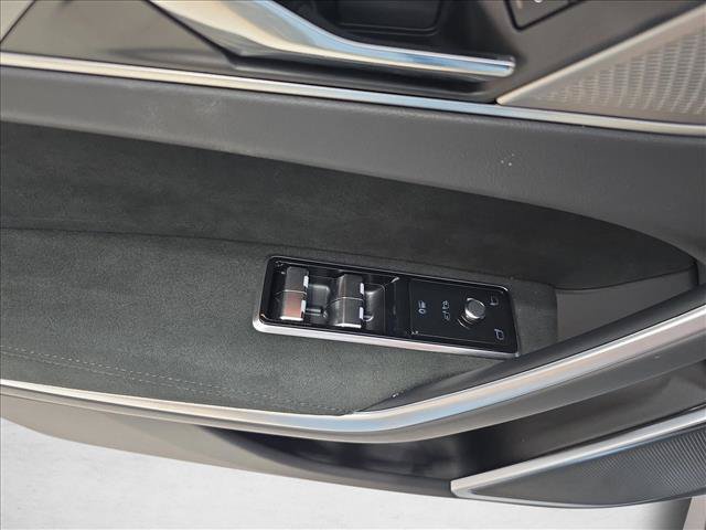 New 2026 Jaguar F-PACE SVR 575 Edition AWD/4WD image 27