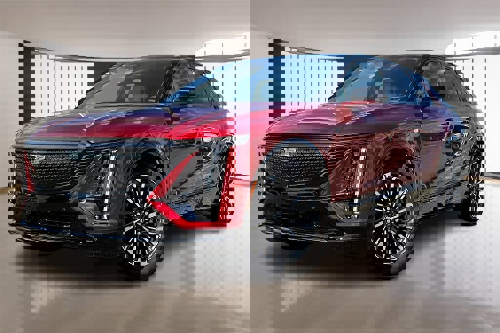 New 2025 Cadillac Lyriq Sport