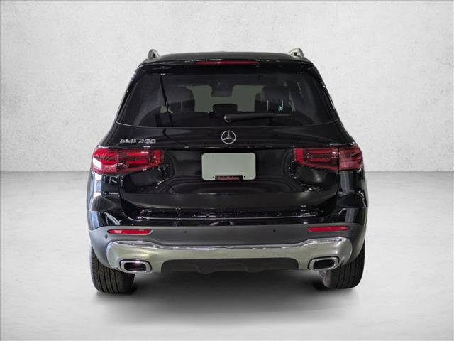 Certified 2025 Mercedes-Benz GLB 250 image 9