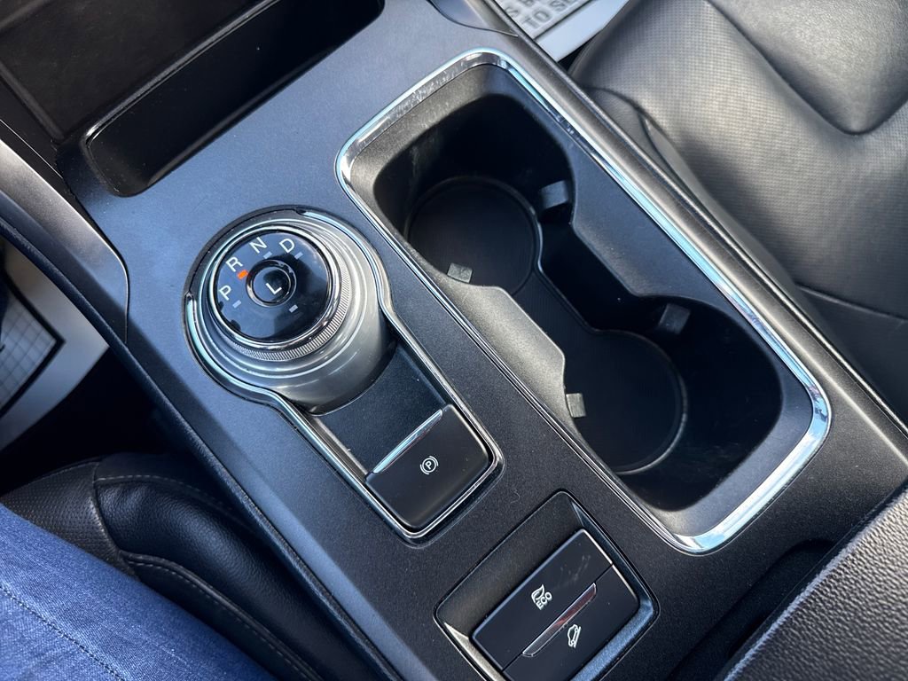 Used 2019 Ford Fusion Titanium image 31