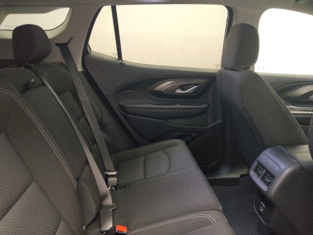 Used 2023 GMC Terrain SLE w/ Driver Convenience Package image 19
