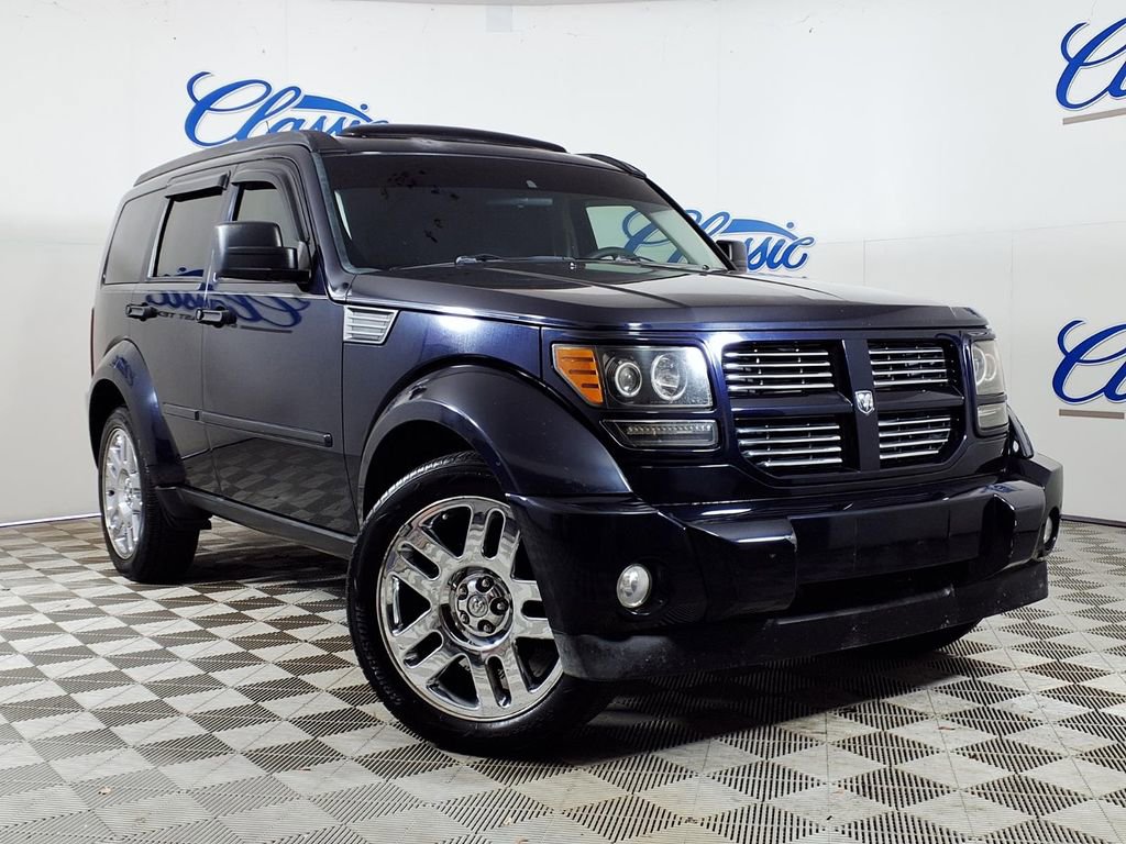 Used 2011 Dodge Nitro Heat image 1
