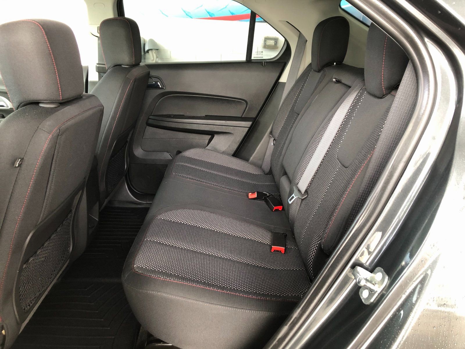 Used 2017 Chevrolet Equinox LT w/ Convenience Package image 12