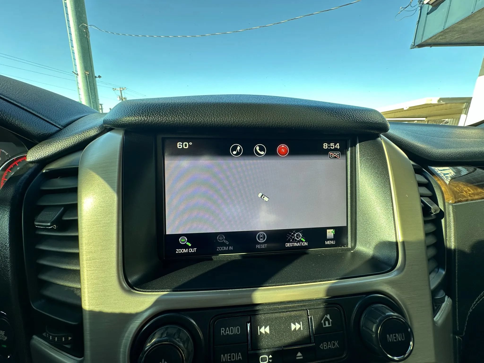 Used 2015 GMC Yukon Denali w/ Premium Package AWD/4WD image 30