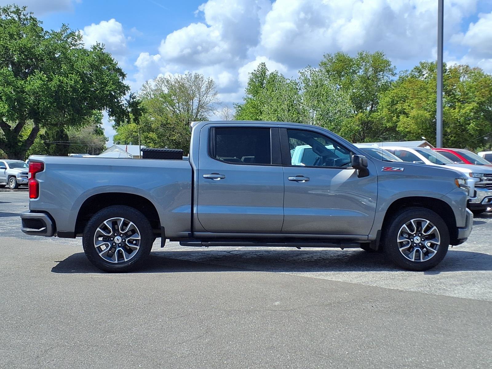Used 2021 Chevrolet Silverado 1500 RST AWD/4WD image 3