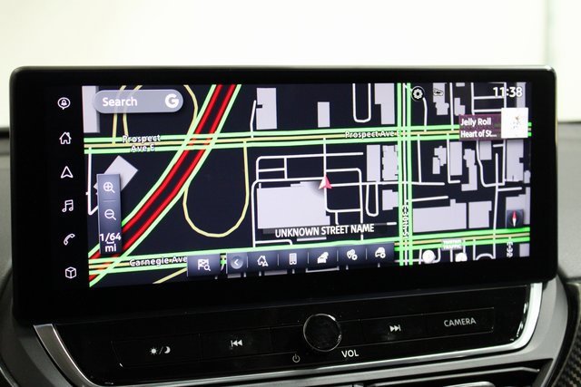 Used 2024 Nissan Altima 2.5 SR w/ SR Premium Package image 16