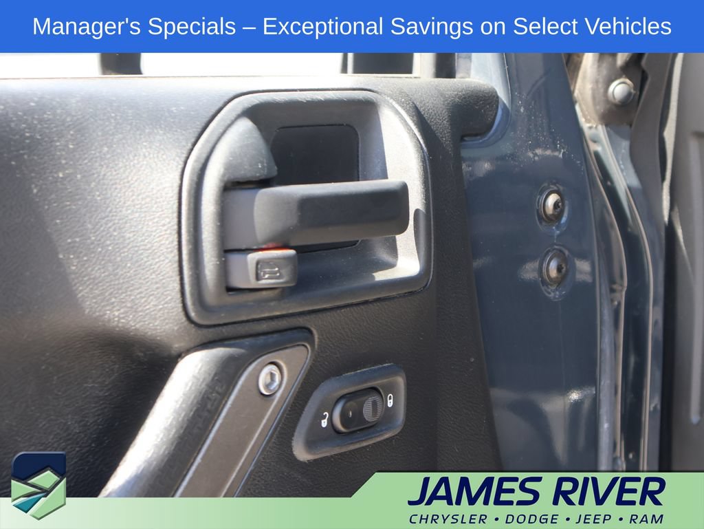 Used 2017 Jeep Wrangler Unlimited Sport w/ Quick Order Package 24S AWD/4WD image 21