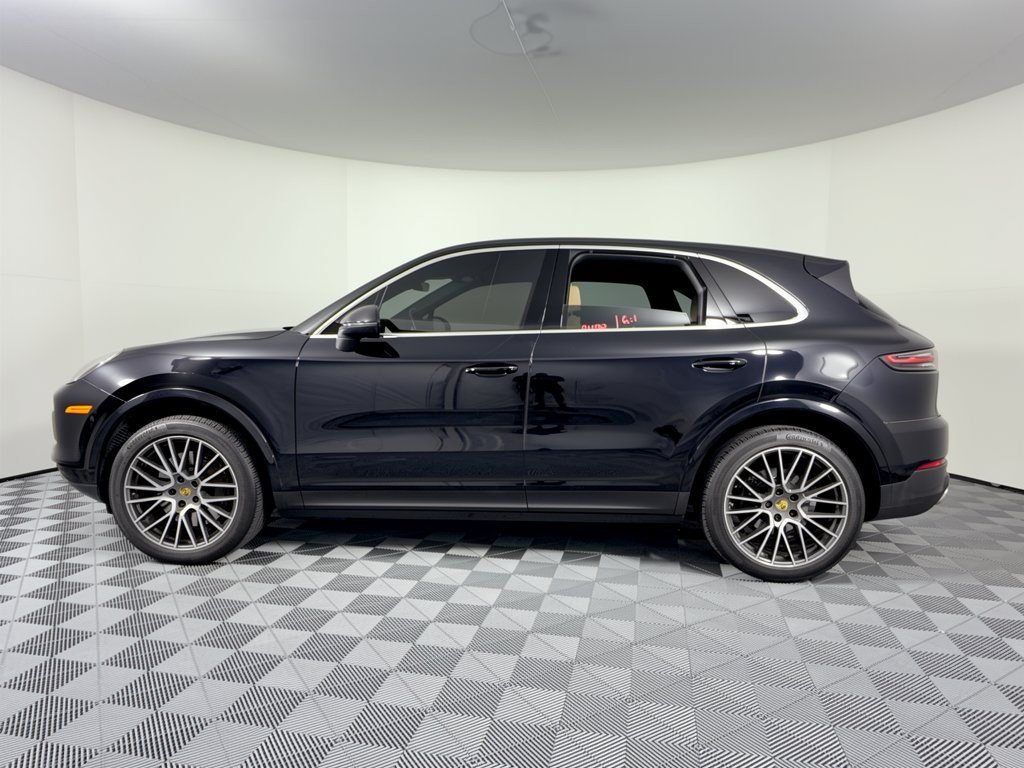 Certified 2022 Porsche Cayenne AWD/4WD image 2