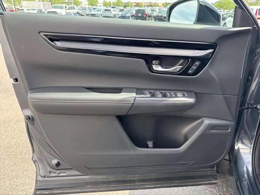Certified 2025 Honda CR-V Sport Touring image 33