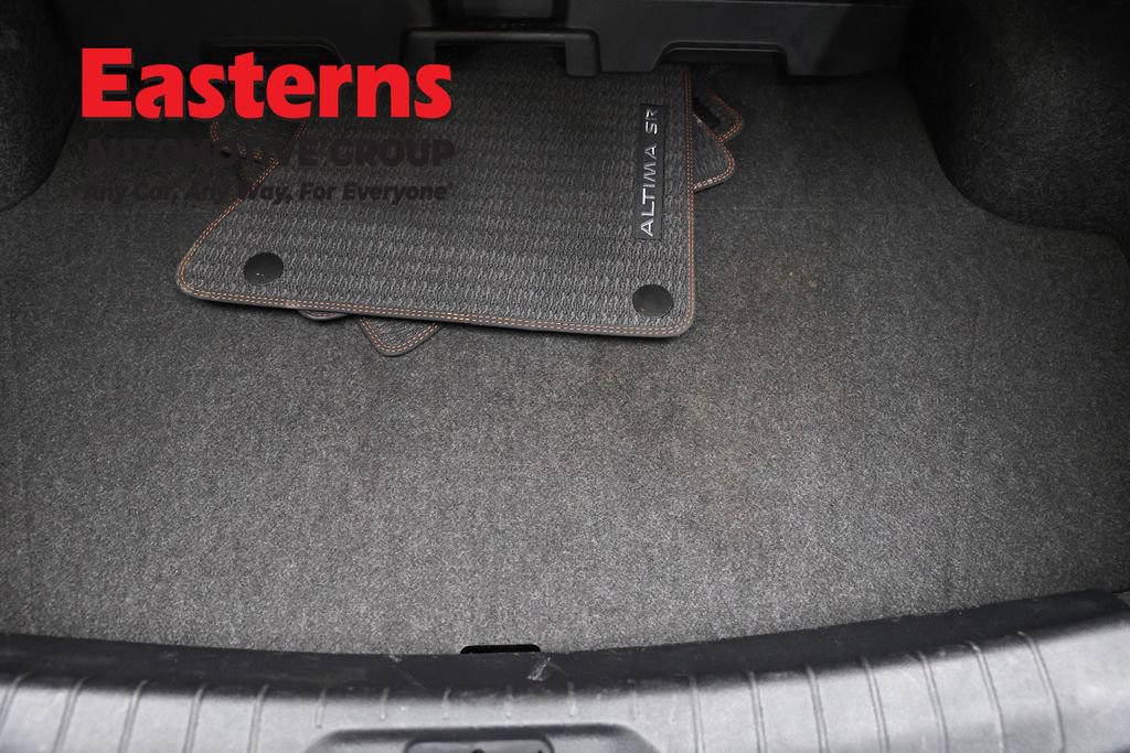 Used 2022 Nissan Altima 2.0 SR image 9