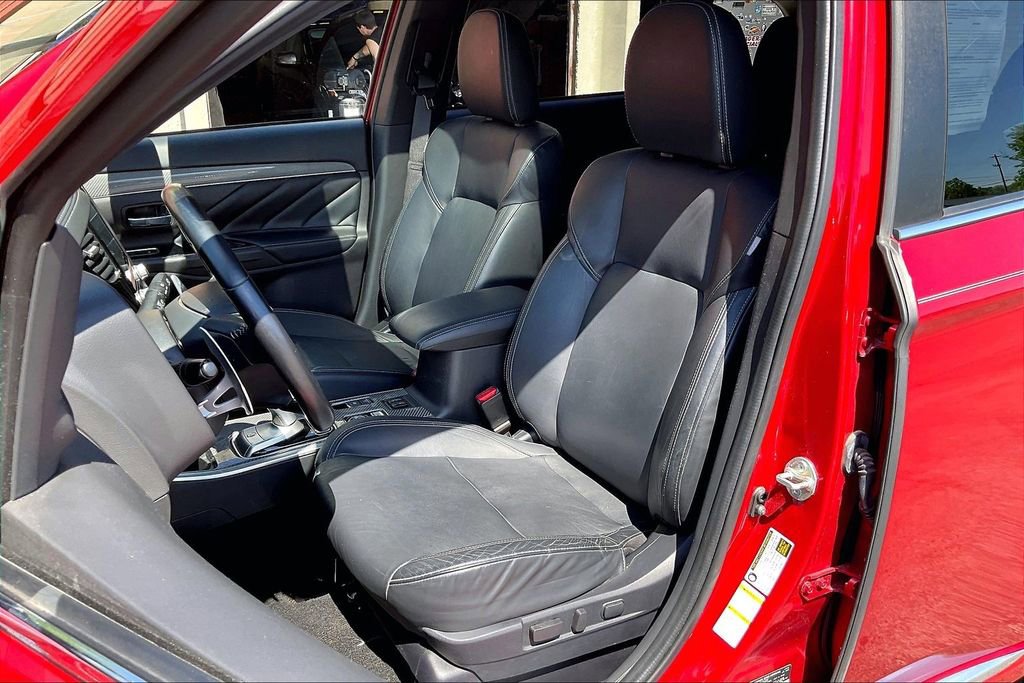 Used 2020 Mitsubishi Outlander GT AWD/4WD image 24