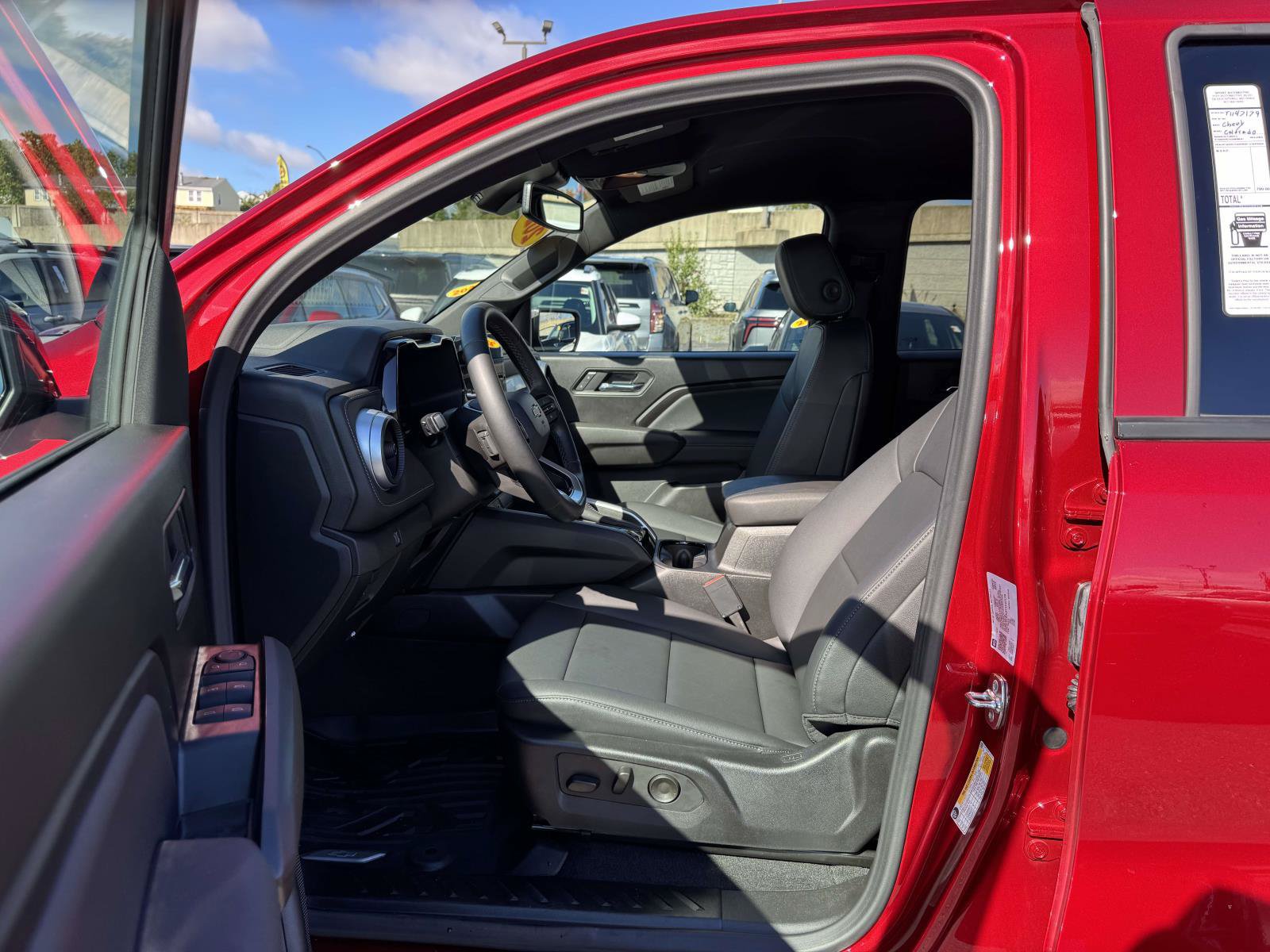 Used 2026 Chevrolet Colorado LT w/ LT Convenience Package AWD/4WD image 20