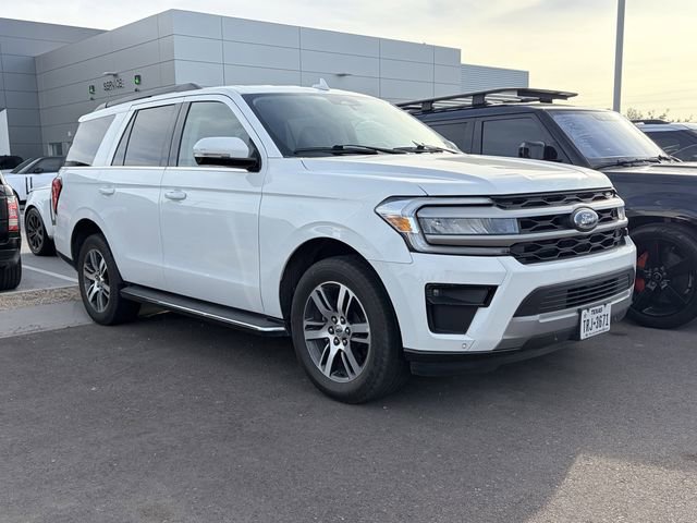 Used 2023 Ford Expedition XLT RWD image 4