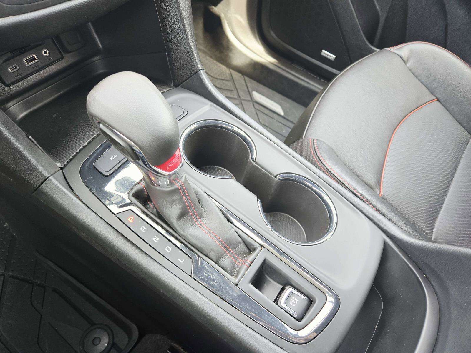 Used 2024 Chevrolet Equinox RS w/ RS Leather Package image 33