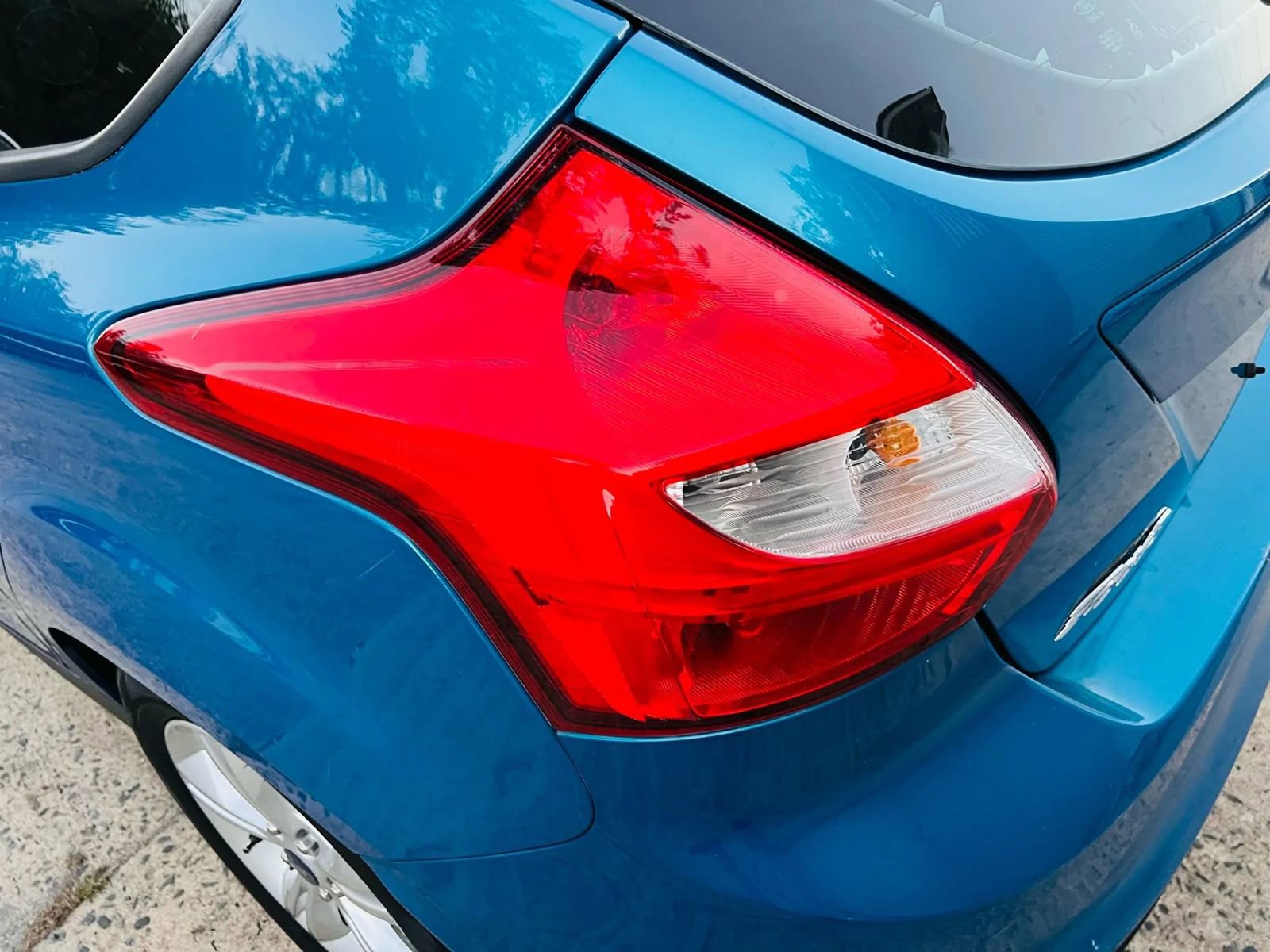 Used 2012 Ford Focus SE image 9