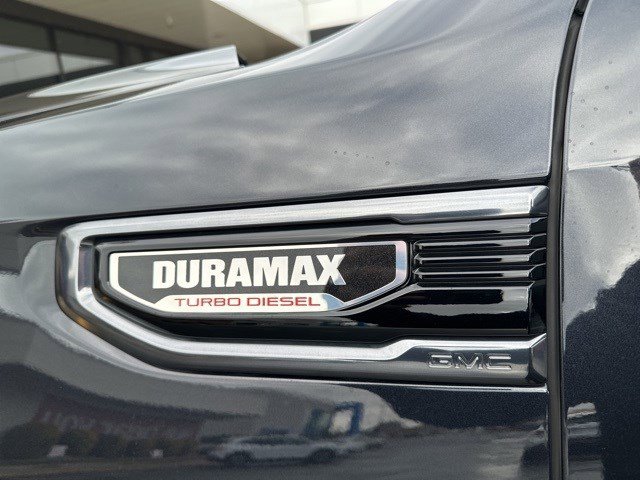 Used 2023 GMC Sierra 1500 AT4 w/ AT4 Premium Package image 12