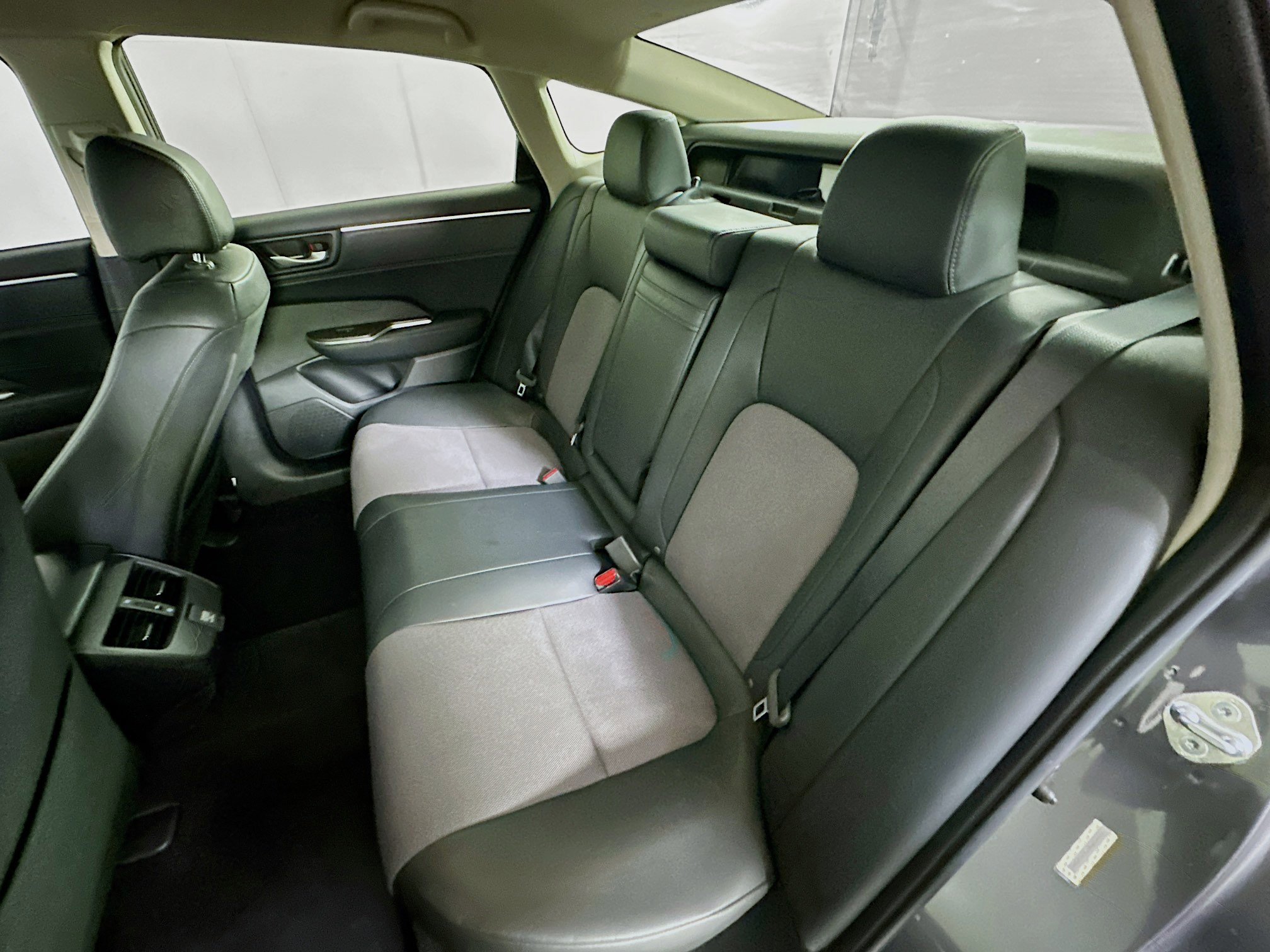 Used 2018 Honda Clarity Plug-In Hybrid image 26