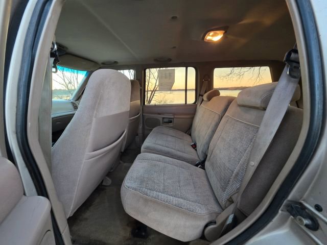 Used 1997 Ford Explorer 4WD 4-Door image 18