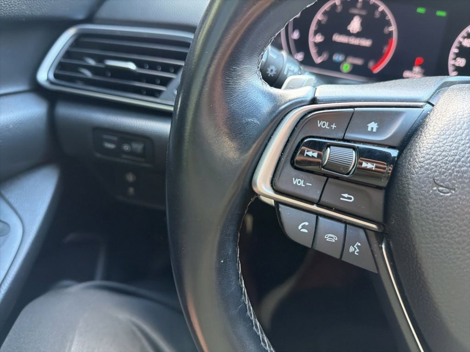 Certified 2020 Honda Accord Sport image 30