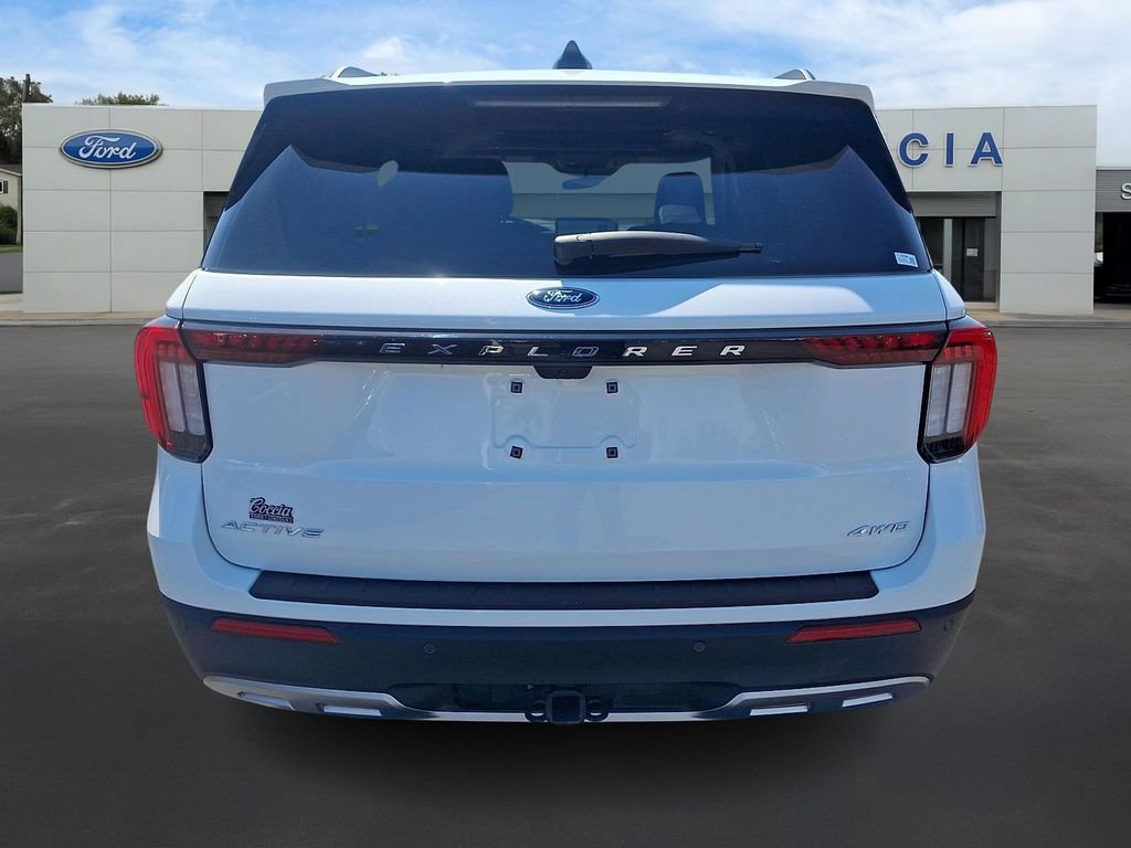 Used 2025 Ford Explorer Active w/ Active Comfort Package AWD/4WD image 5