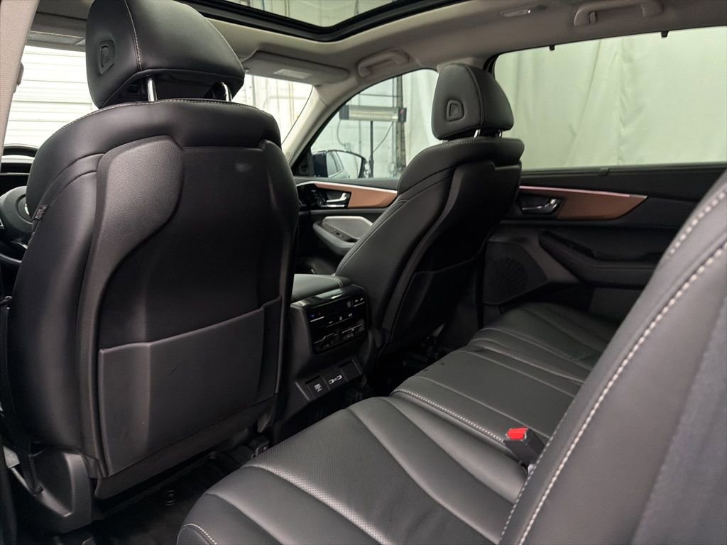 Used 2022 Acura MDX SH-AWD w/ Technology Package image 18