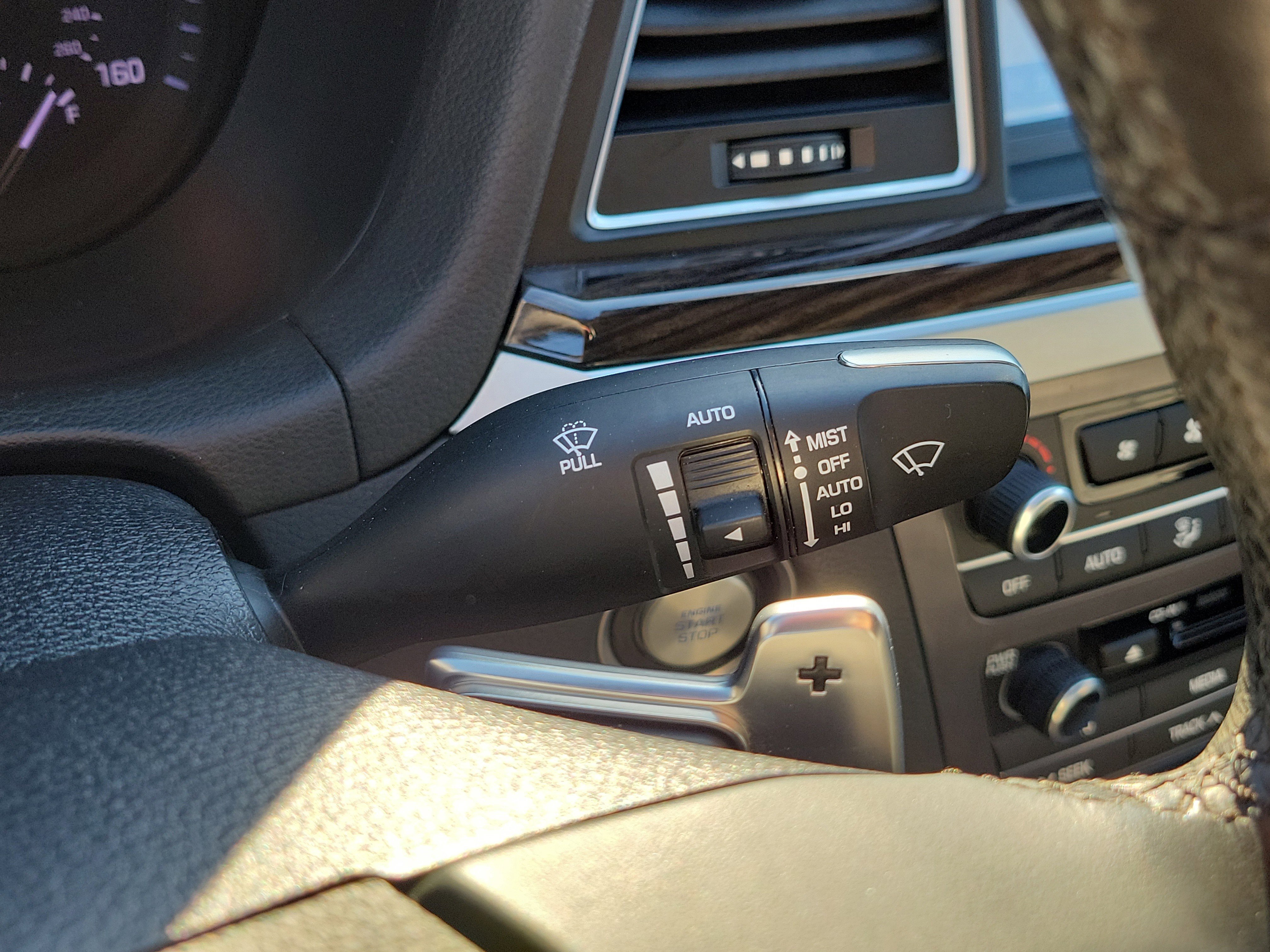 Used 2018 Genesis G80 3.8 w/ Option Group 02 image 29