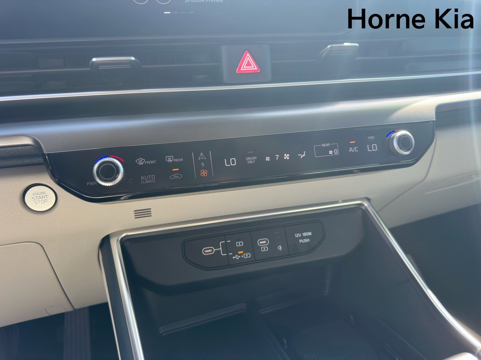 Certified 2026 Kia Carnival SX w/ SX Dark Edition Package FWD image 18