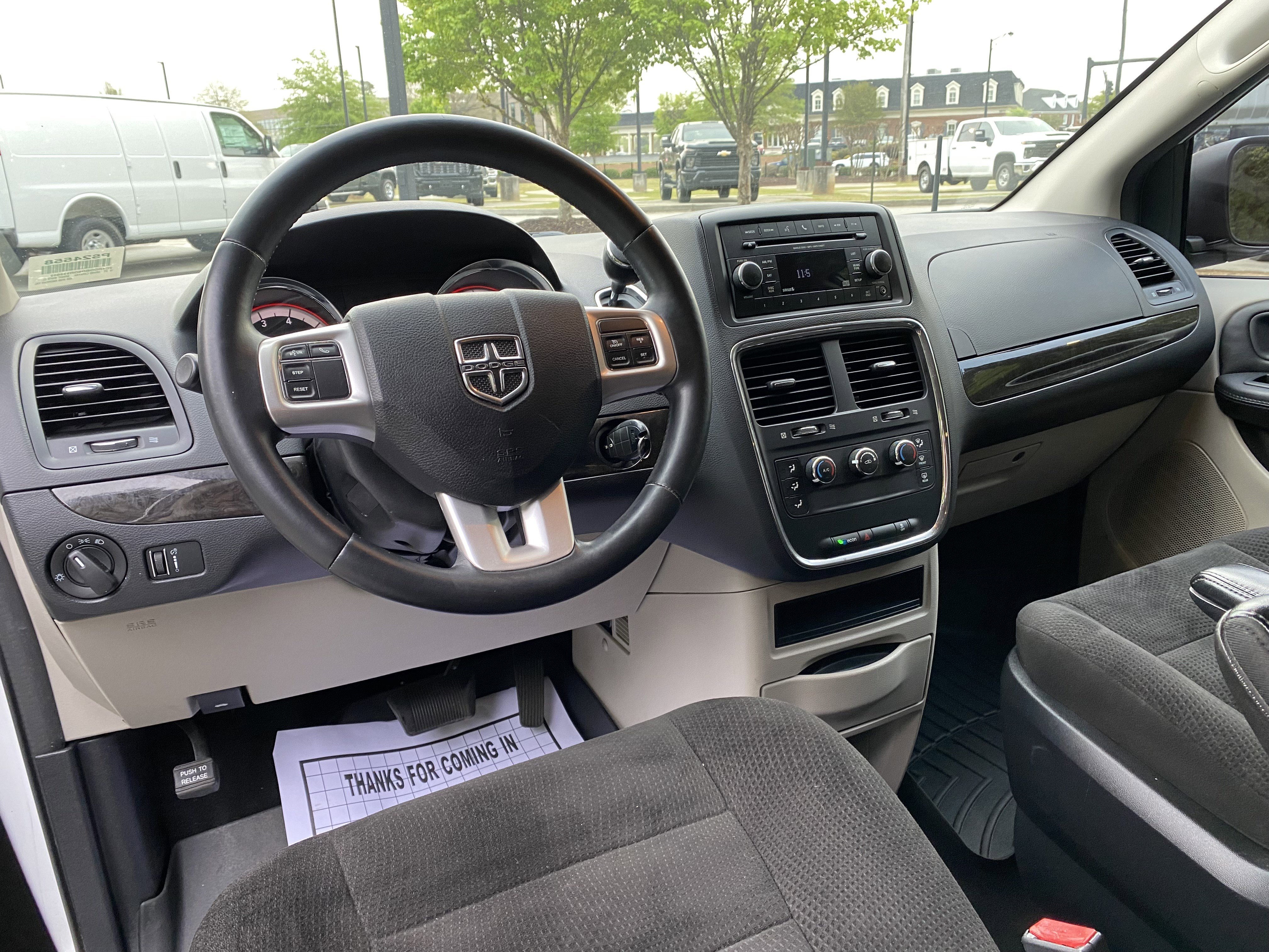 Used 2016 Dodge Grand Caravan American Value Package w/ UConnect Hands-Free Group image 31