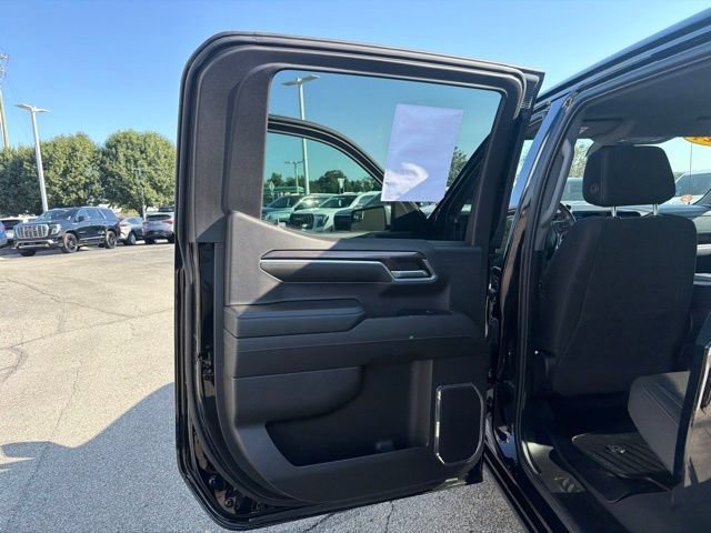 Used 2024 Chevrolet Silverado 1500 LT AWD/4WD image 24