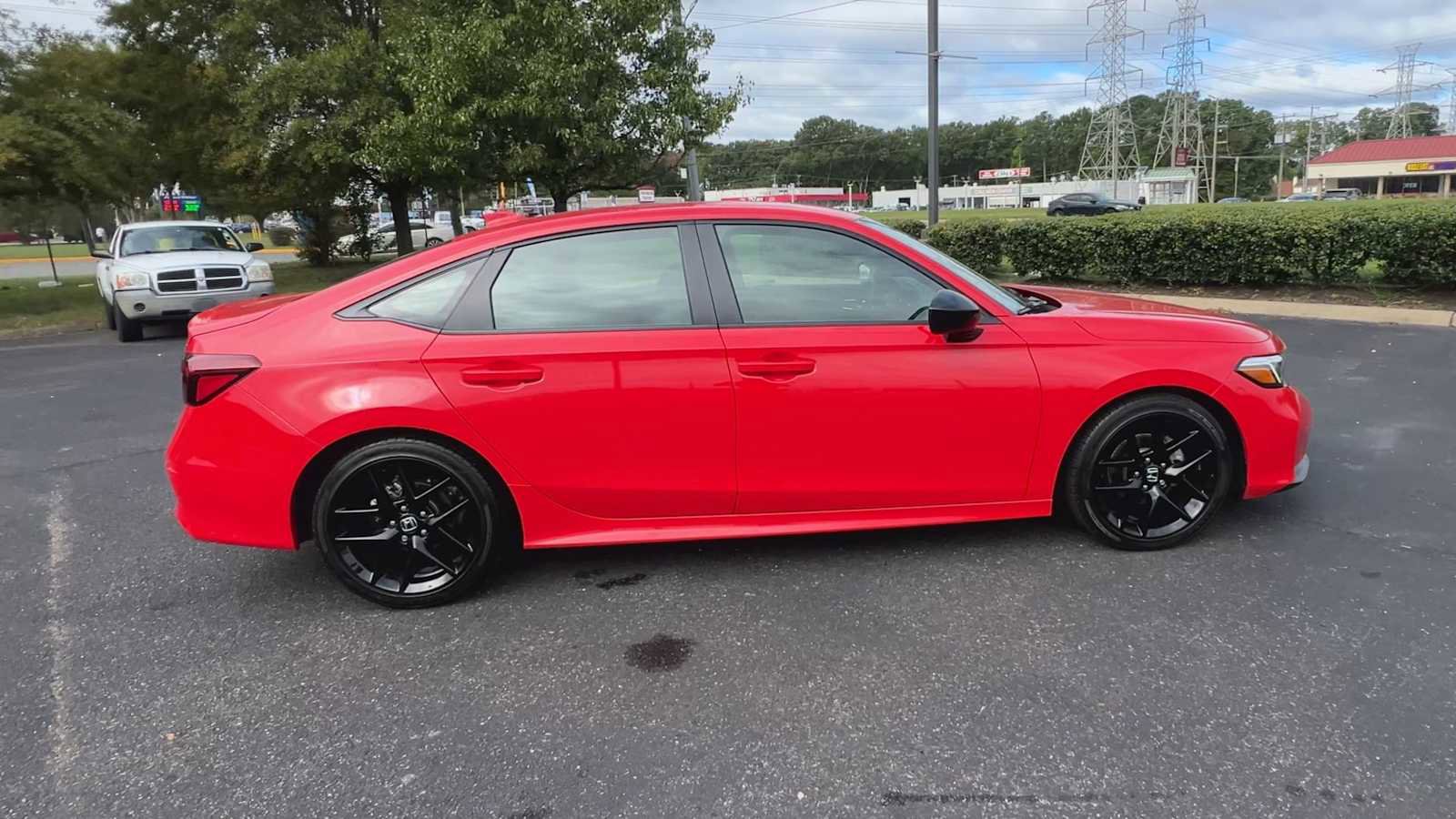 Certified 2025 Honda Civic Sport image 9